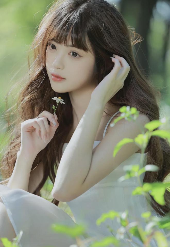 电影《穿透明睡衣接快递》V(图1)