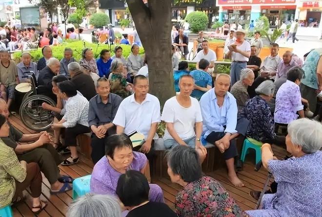 2024死亡数首超新生儿数人均寿命从35岁升至786岁家庭负担加重(图6)