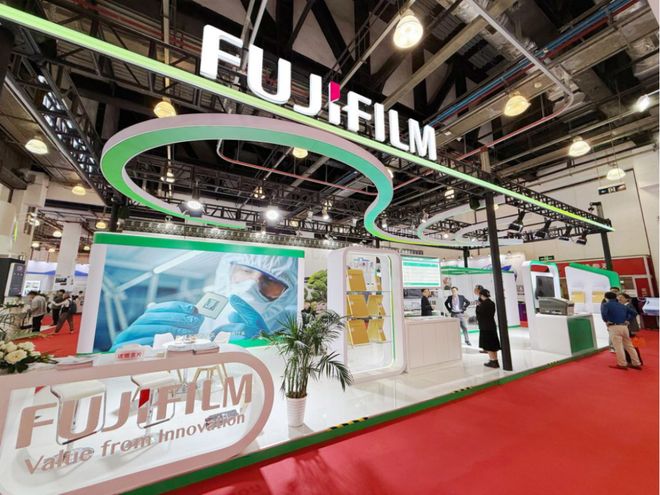 【快讯】国际艺术教育论坛京开幕；美团开源全模态模型LongCat(图3)