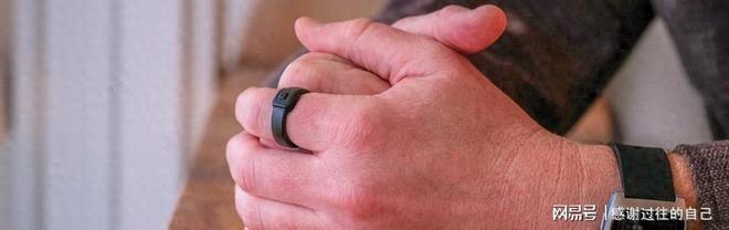 智能手表大厂跨界推75美元戒指不卷健康监测赛道(图1)