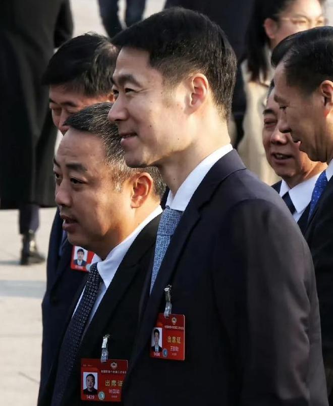 利好体育圈刘国梁因两会的这一提议实现了“口碑暴涨”(图14)