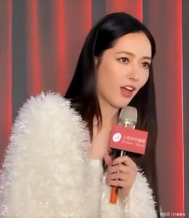 郭碧婷手撕谣言：婆婆给钱向佐带娃有时异地但豪门日子藏不住了(图1)